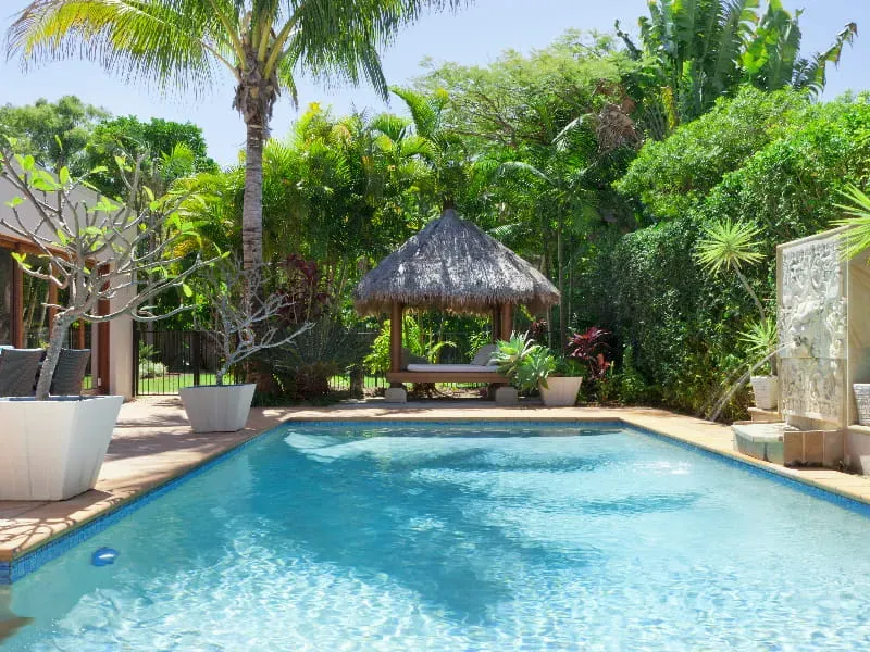 piscine-jardin-2